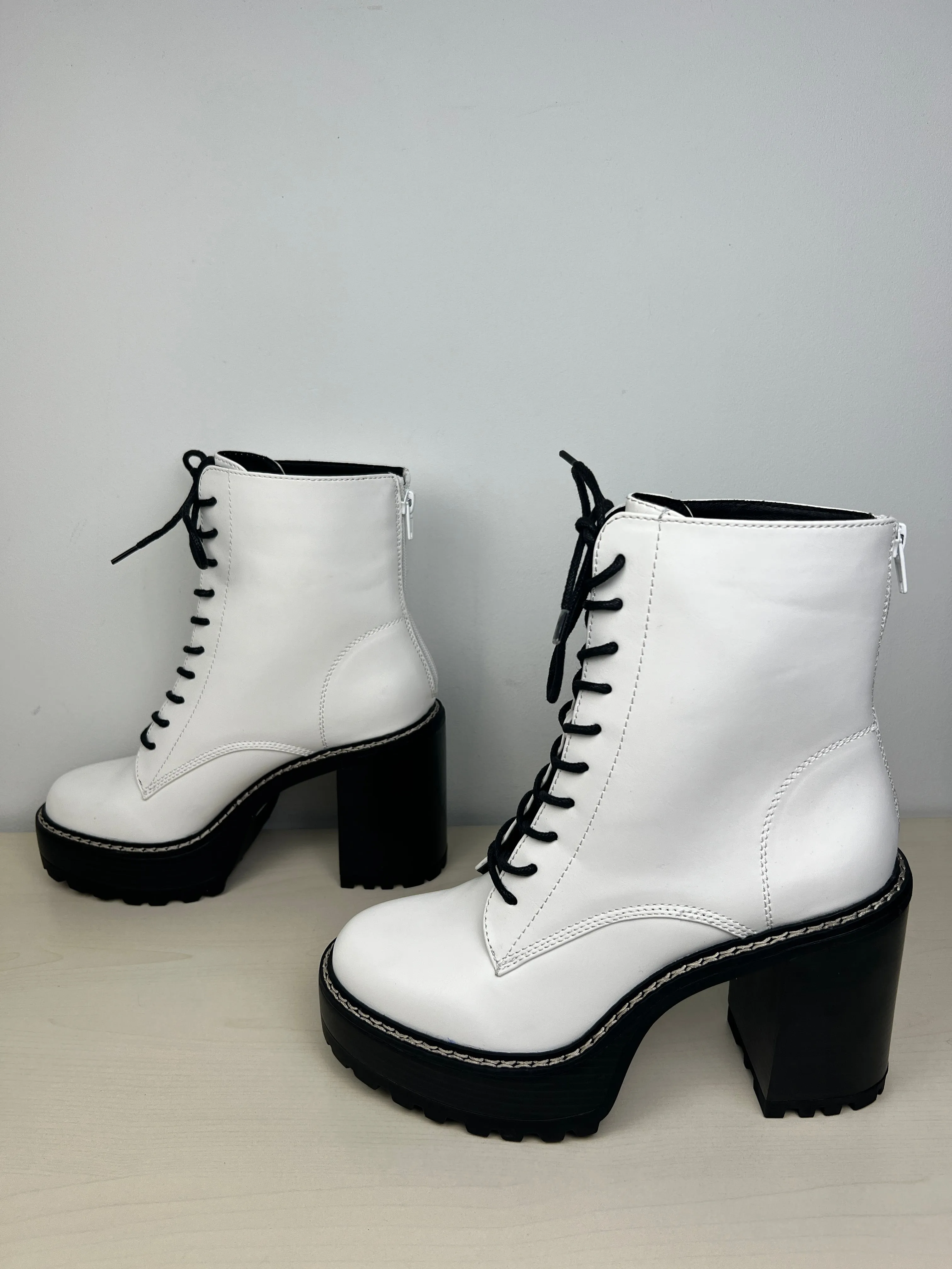 Boots Ankle Heels By Madden Girl In Black & White, Size: 9